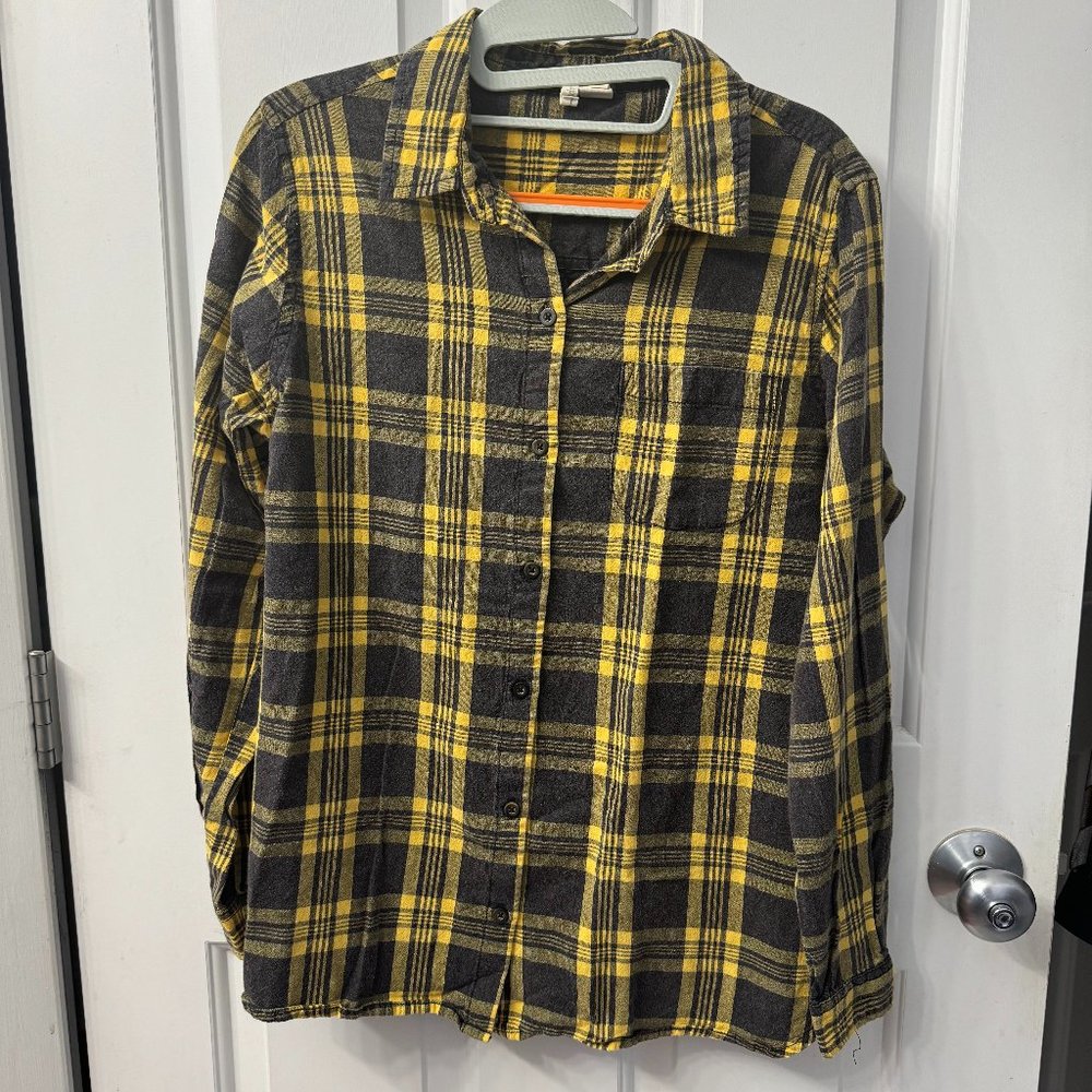 japna brand, size L, plaid, button down shirt